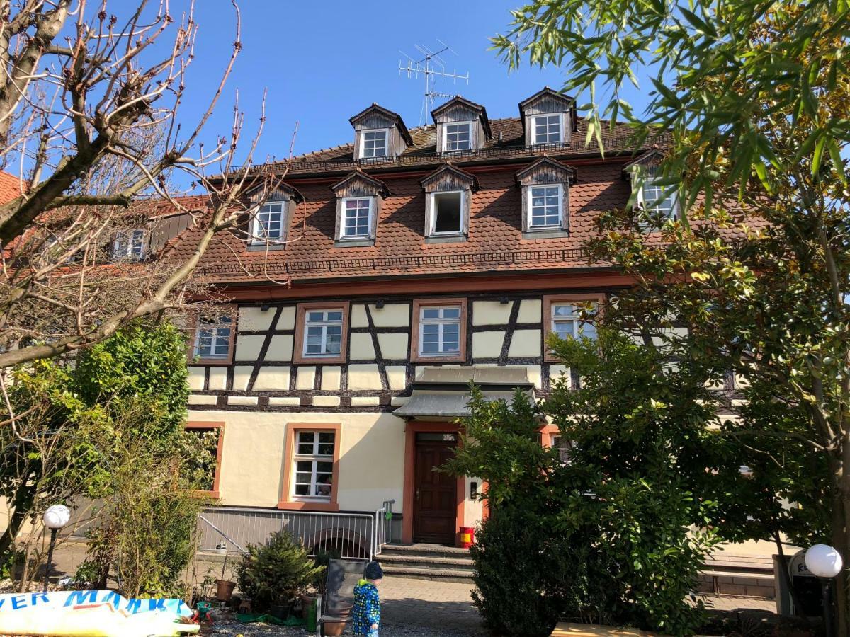 Wohnung 2 - Nur 5 Fahrminuten Vom Europapark エッテンハイム エクステリア 写真
