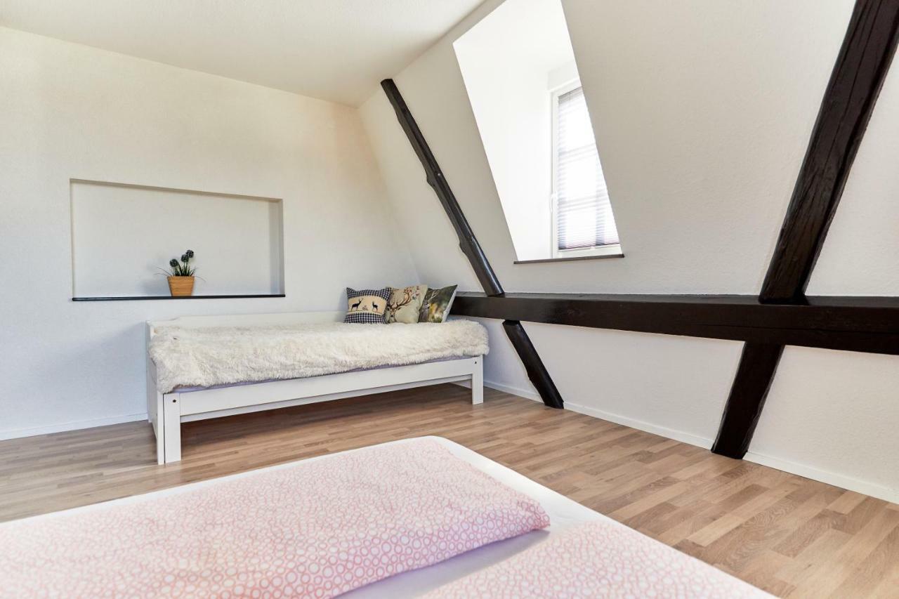 Wohnung 2 - Nur 5 Fahrminuten Vom Europapark エッテンハイム エクステリア 写真